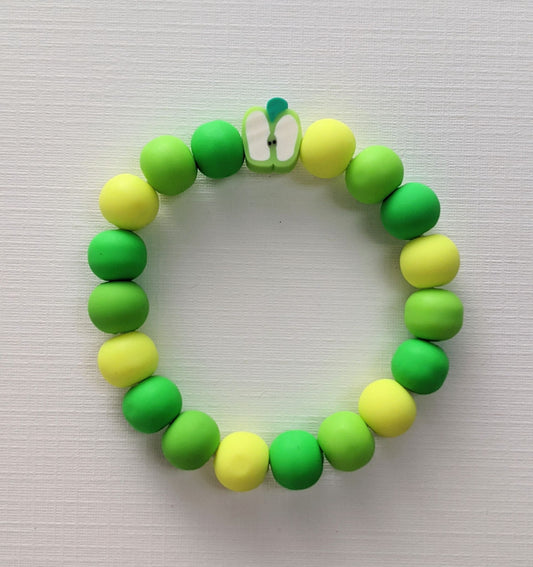 'Sour Apples' beaded bracelet by Sun + Moon - 1
