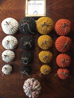 Moes knits Hand Crochet pumpkins - 2