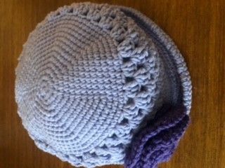 Granny hat with detachable flower - 1